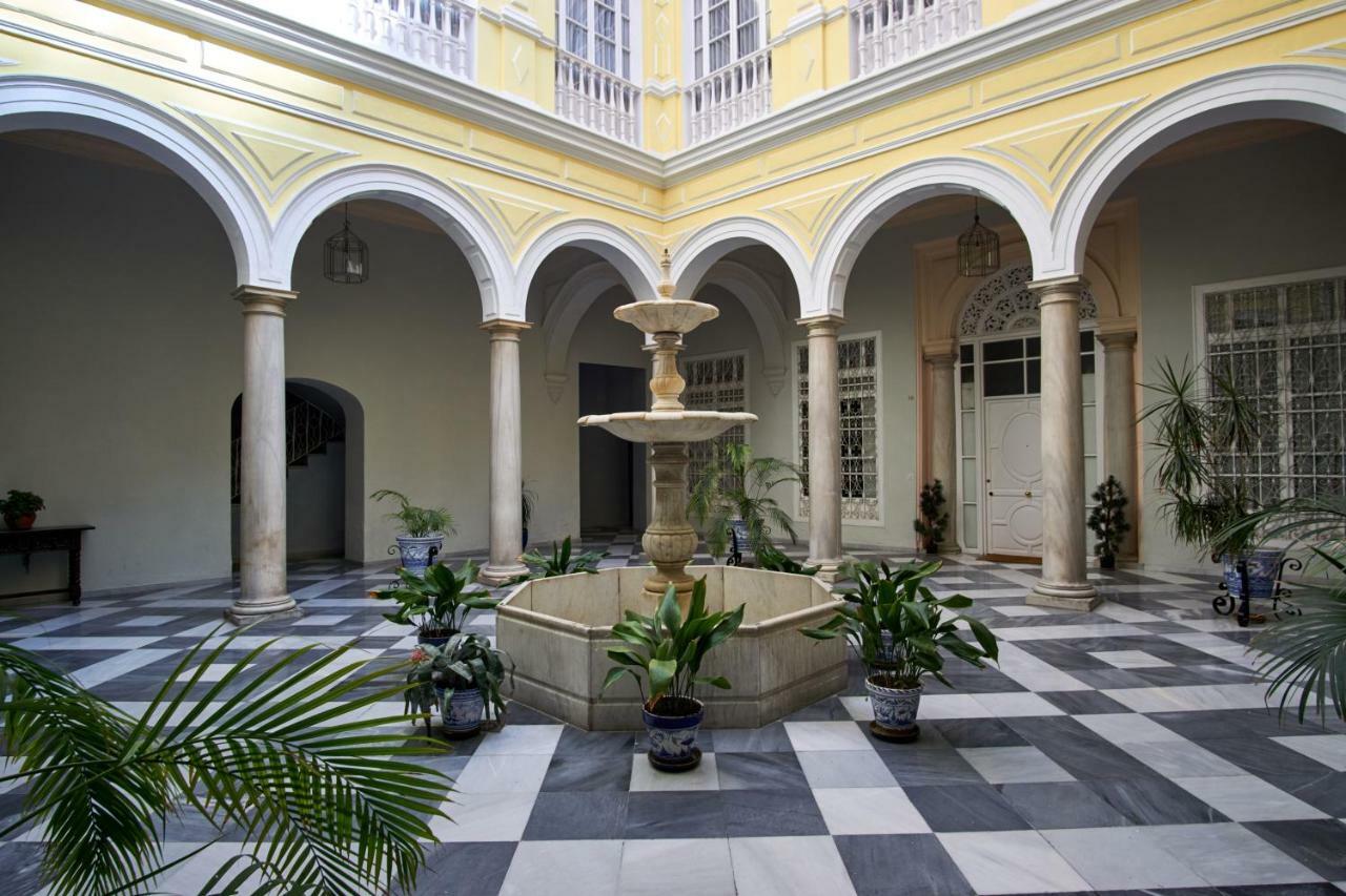 Pajaritos Palace By Valcambre *