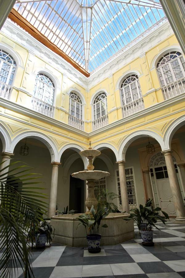 Pajaritos Palace By Valcambre Séville