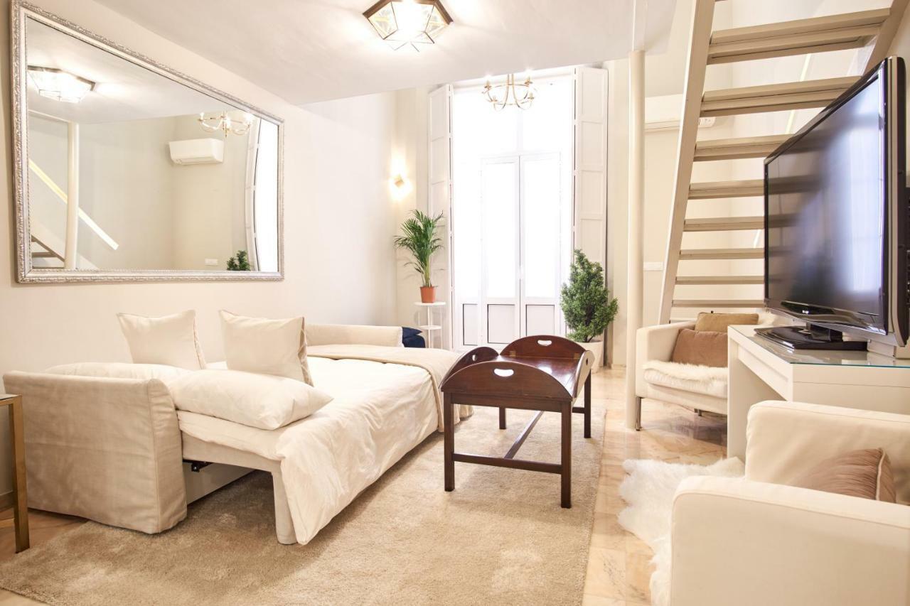 Apartment Pajaritos Palace By Valcambre Seville