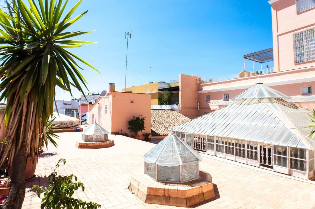 Pajaritos Palace By Valcambre * Séville